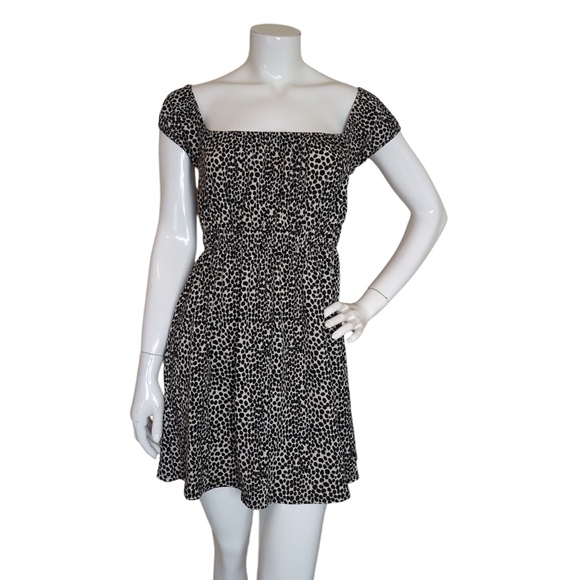 Topshop Black and White Smocked Animal Print Mini Dress - Picture 4 of 12